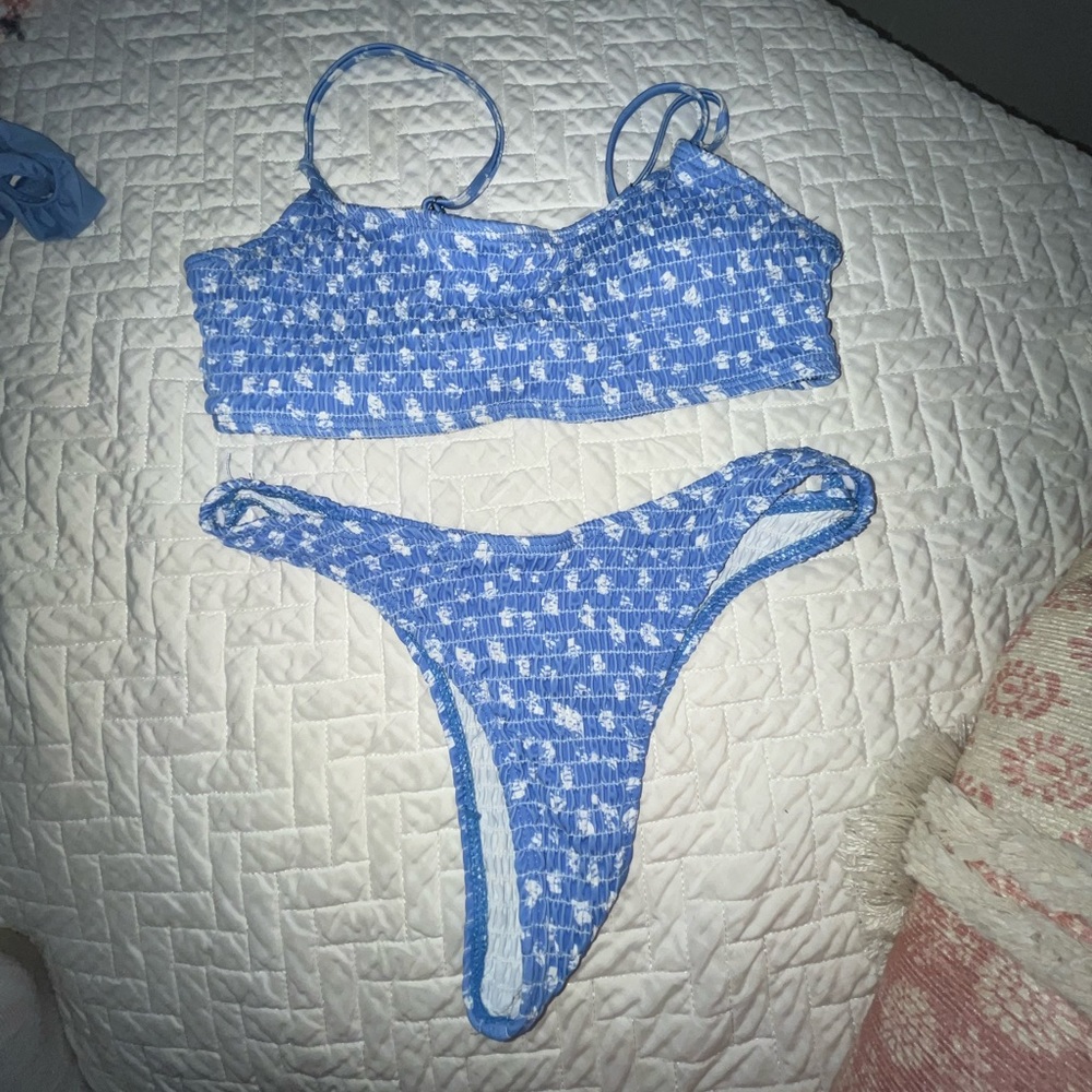 Floral bikini set